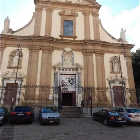 Διαμέρισμα Loft Casa Professa 1